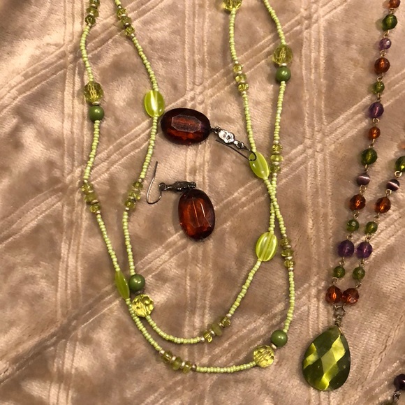 Necklace - Picture 2 of 5